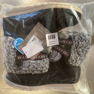 Muk Luks Women's Tamarą Boots, Color: Dark Grey, Size: 8